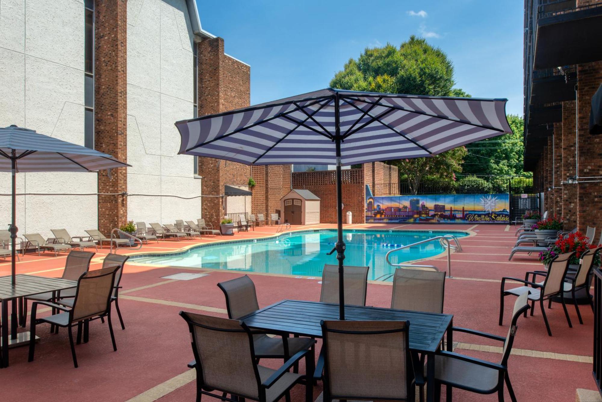 Hawthorne Inn & Conference Center Winston-Salem Eksteriør billede